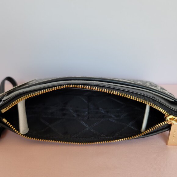 MICHAEL KORS Jet Set Charm Signature Logo Wristlet/Pouch- Black Multi - Picture 13 of 16